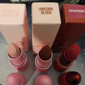 Jeffrey Star velvet trap trio lipstick bundle
